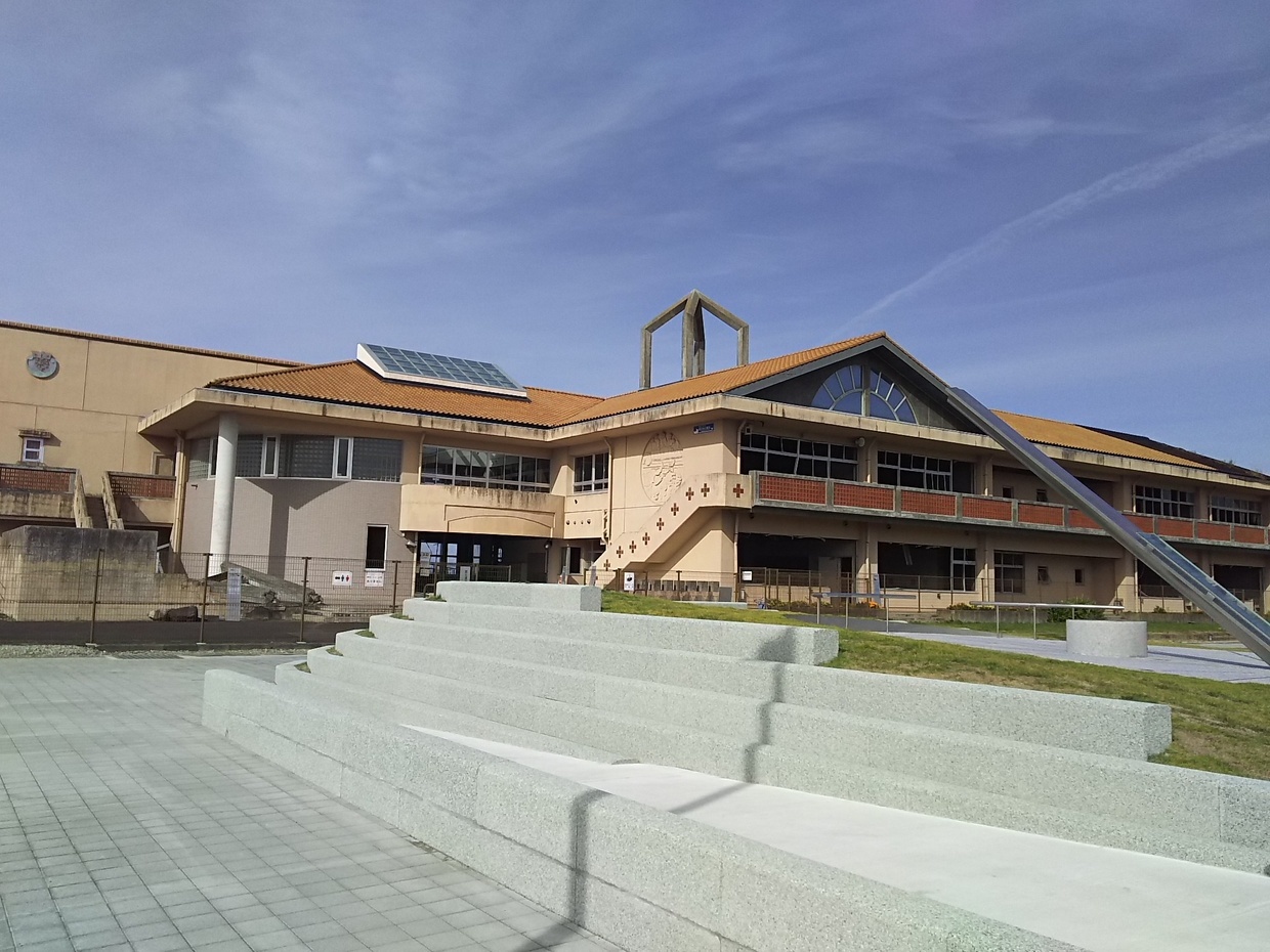 震災遺構「中浜小学校」を見学 A wonderful life